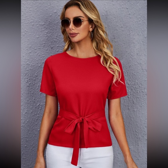 Beautiful Red ❤️ top - Picture 5 of 6